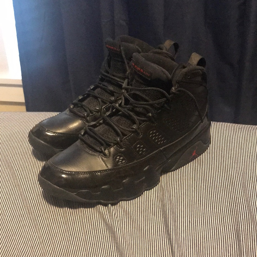 Jordan 9 Bred